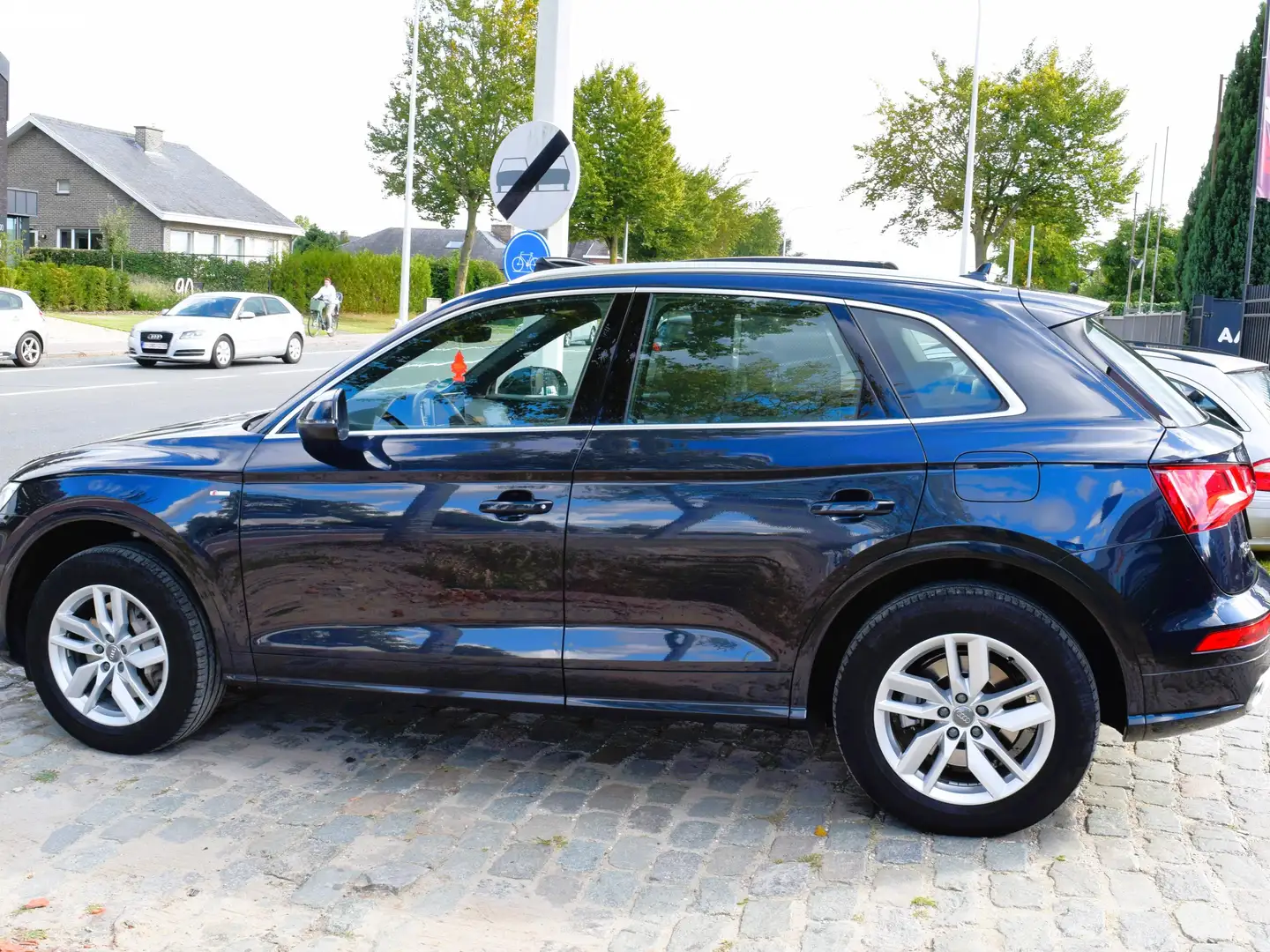 Audi Q5 55TFSIe/Quattro/Hybride/S-LiNE/FULL OPTIE/GARANTIE Blauw - 2