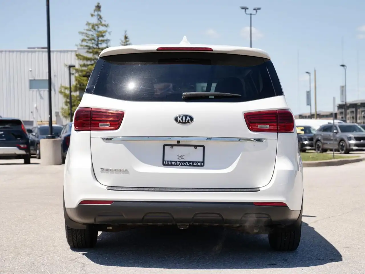 Kia Sedona снимка Kia Sedona