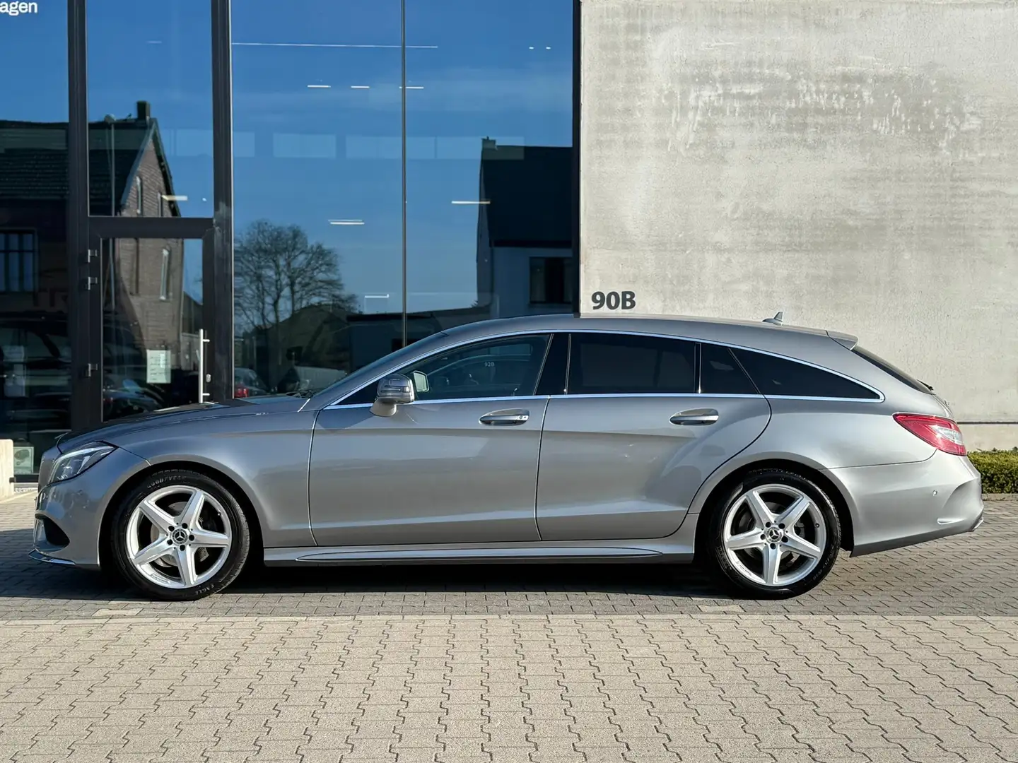 Mercedes-Benz CLS 220 SB/ Luchtv/ AMG- line, 360°camera, leder, hifi Gris - 2