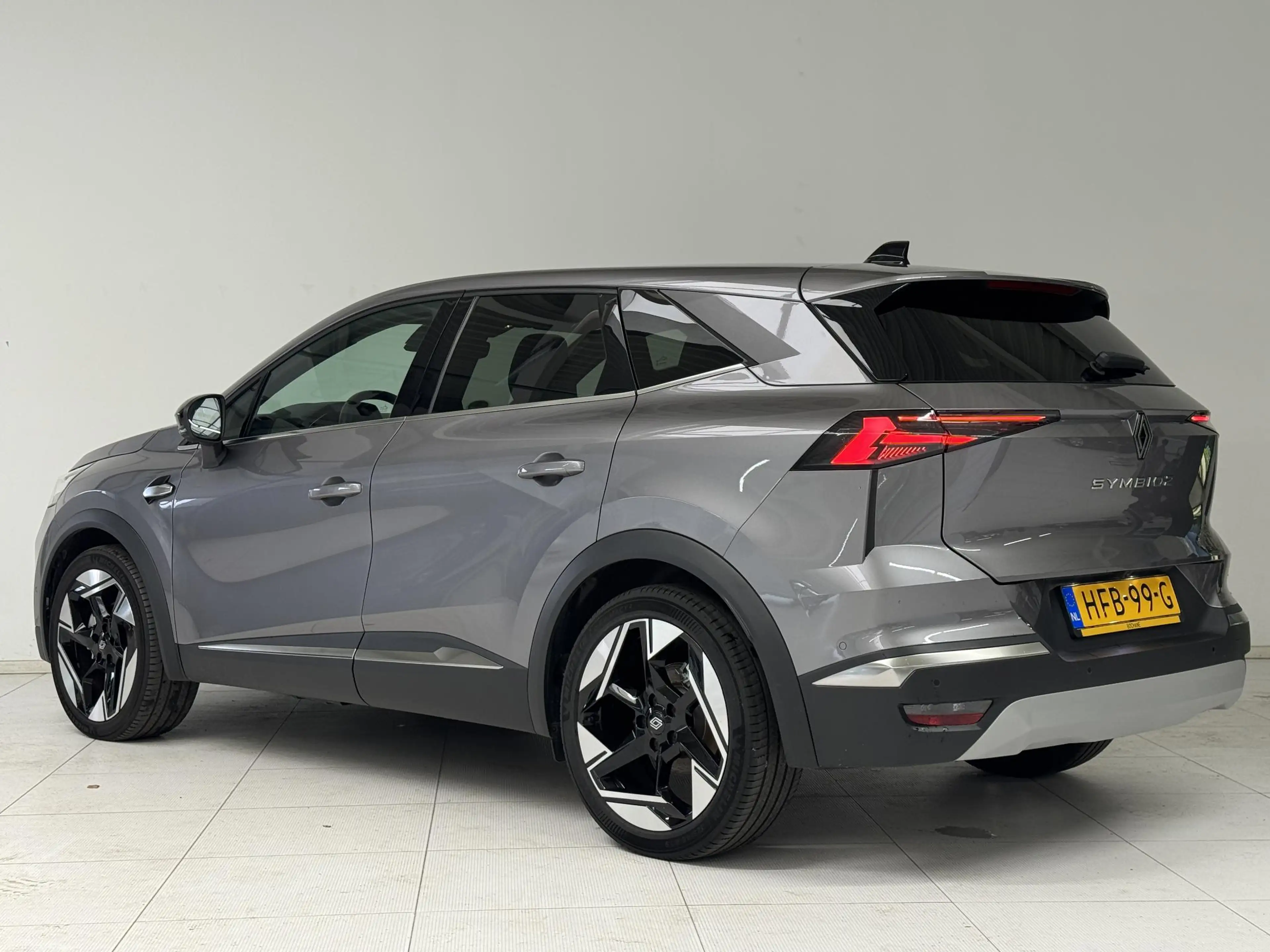 Renault Symbioz 1.6 E-Tech full hybrid 145 Iconic | Navigatie | 36 — photo 6