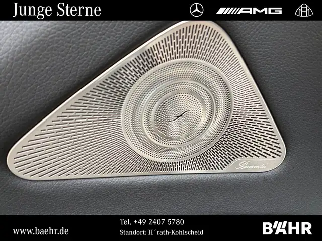 Mercedes-Benz 220 view 13