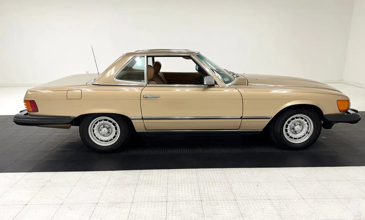Mercedes-Benz 380 SL Convertible, foto 12