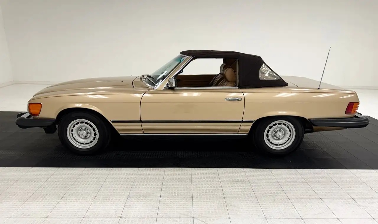 Mercedes-Benz 380 SL Convertible, foto 5