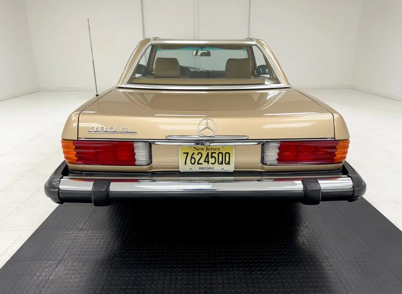Mercedes-Benz 380 SL Convertible, foto 10