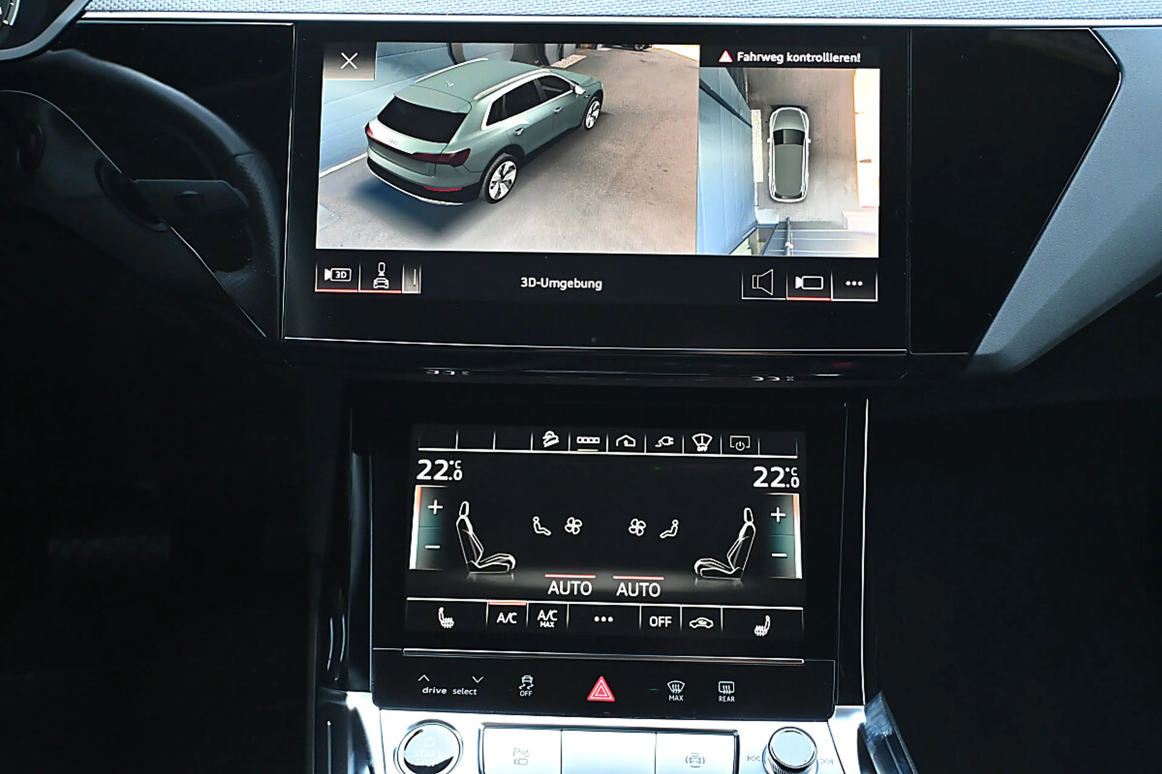 Audi e-tron 55 quattro 95kWh S-line black edition NP €118k ... — photo 12