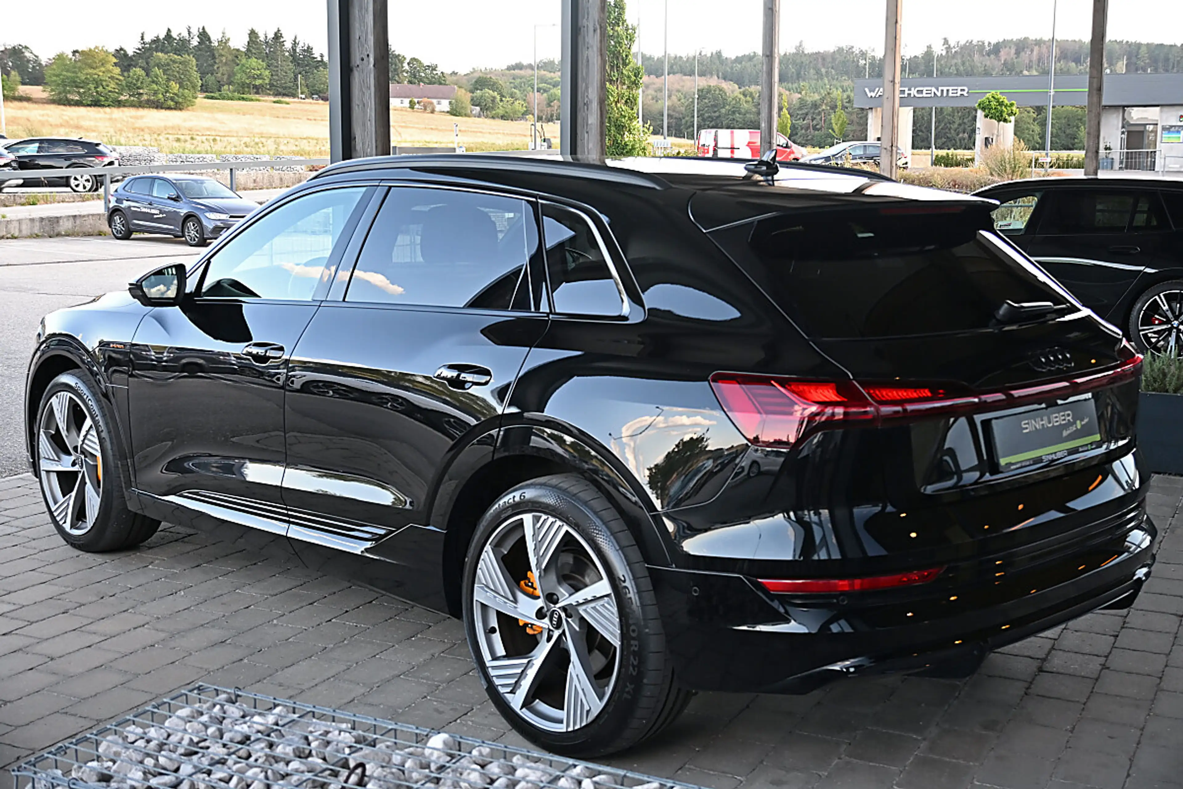 Audi e-tron 55 quattro 95kWh S-line black edition NP €118k ... — photo 3