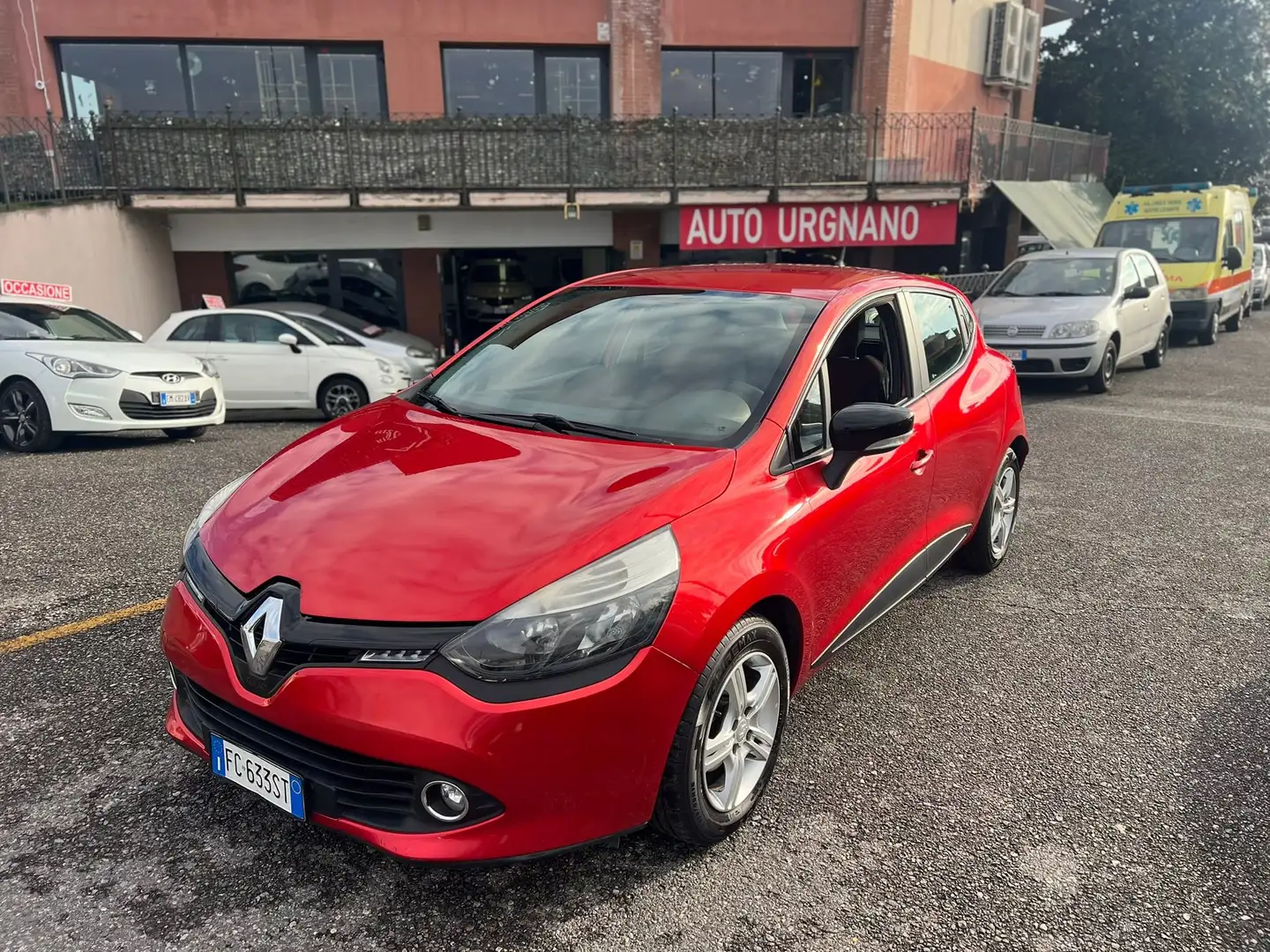 Renault Clio Clio IV 2012 5p 1.5 dci energy Duel 75cv Rojo - 1