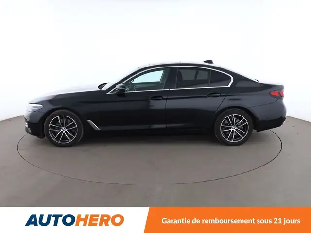 BMW 5 Series view 3