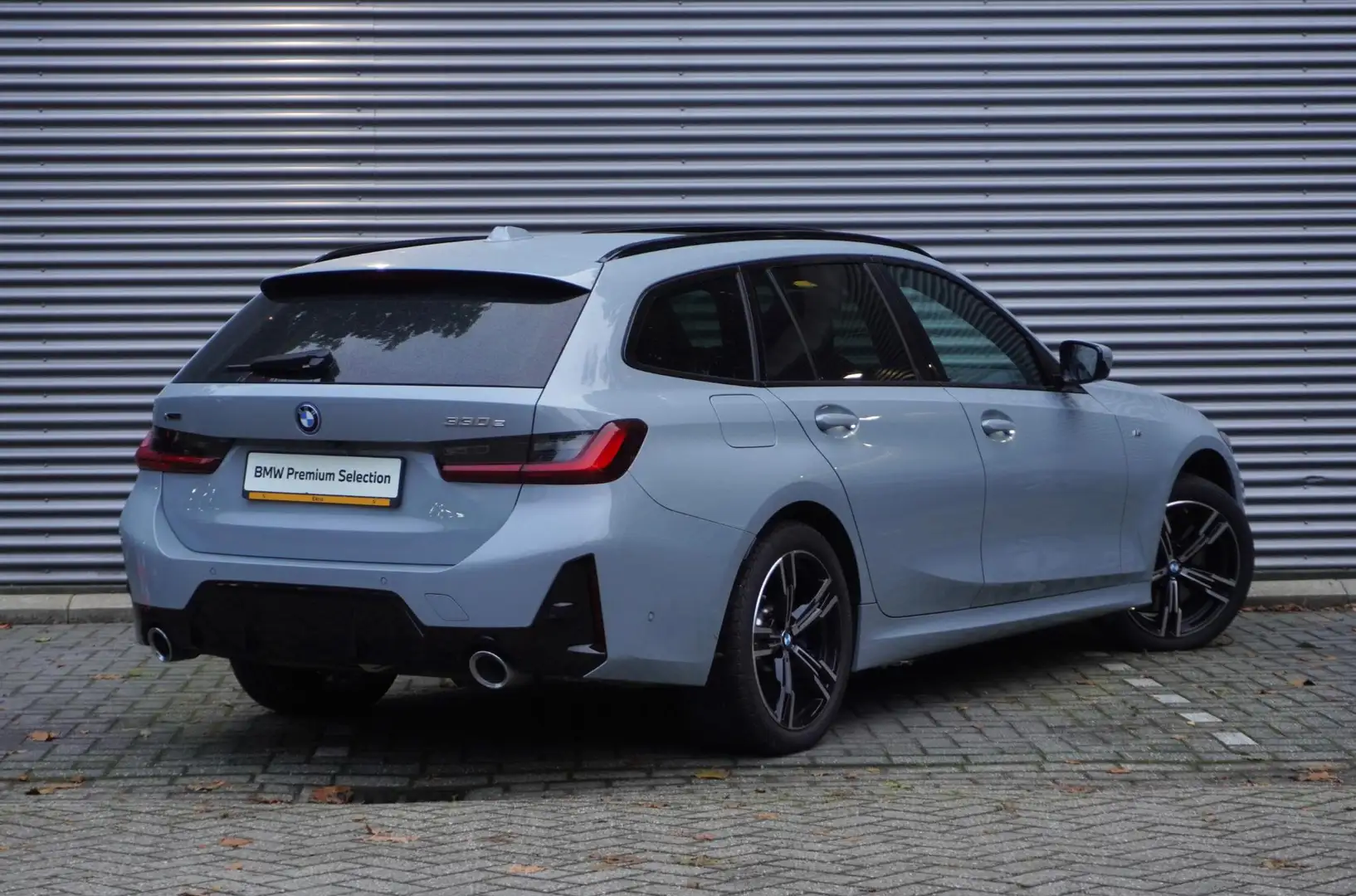 BMW 330 3 Serie Touring 330e Xdrive M Sportpakket | Trekha Gris - 2