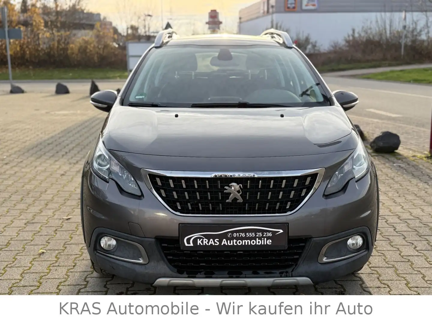 Peugeot 2008 Allure+Navi+PDC+Klima+Alus Grau - 2