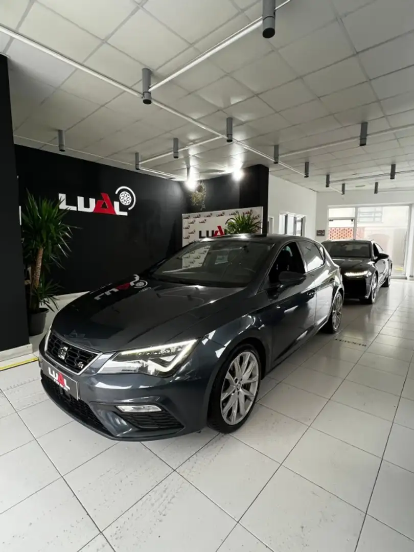 SEAT Leon ST 2.0TDI CR S&S FR DSG-7 150 Gris - 1