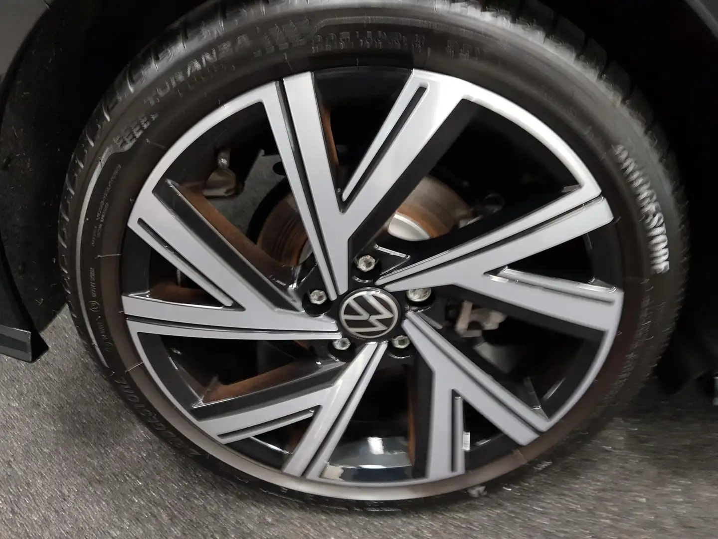 Volkswagen Golf 1.5 eTSI 150pk DSG R-Line | Climate Control | Came Schwarz - 2