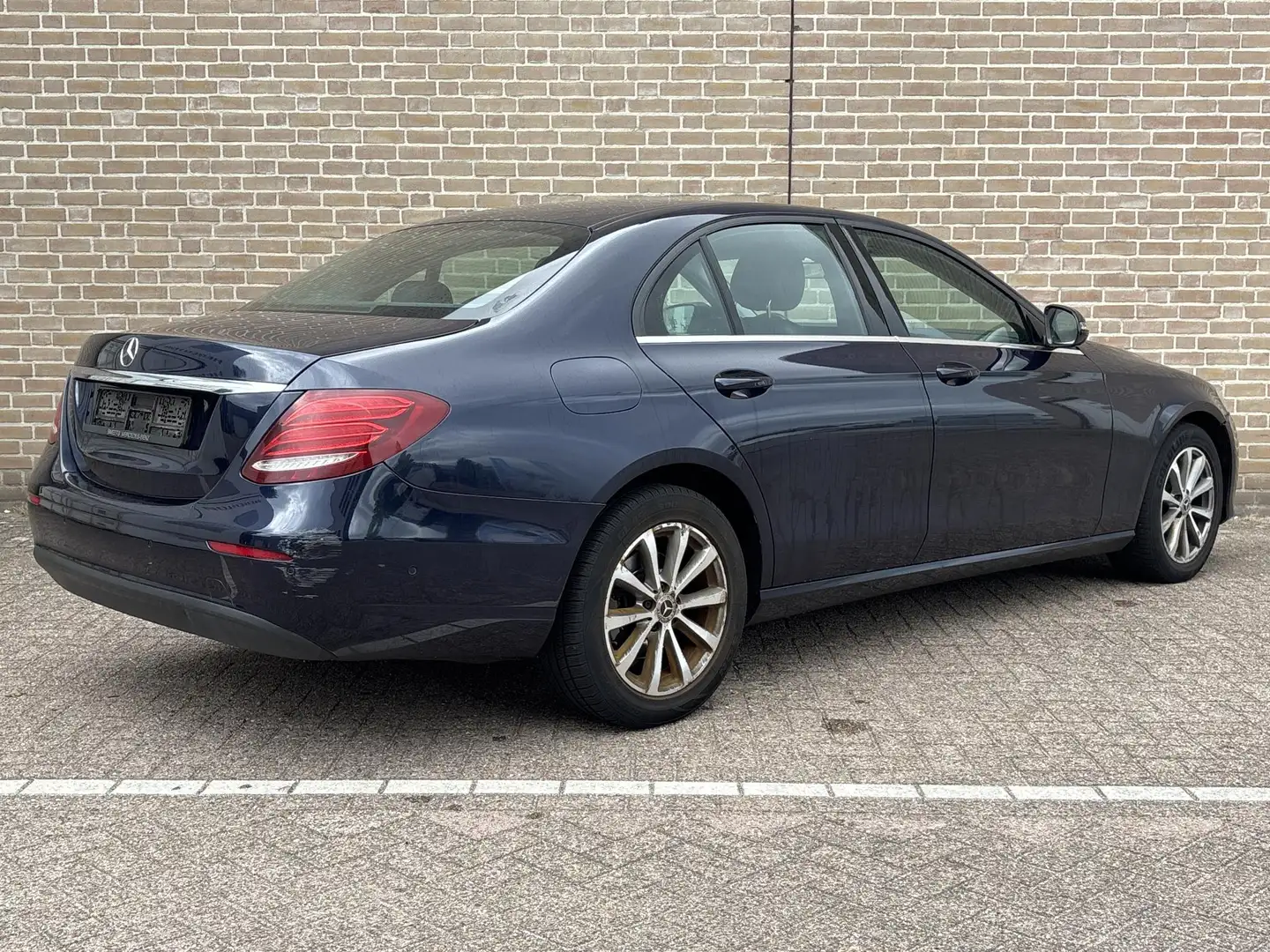 Mercedes-Benz E 200 d | €11.500,- NETTO | Leder | Climate | Cruise | N Blauw - 2
