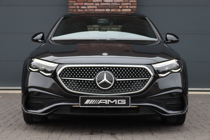 Mercedes-Benz E 400 e 4MATIC AMG Line | Hyperscreen | Luchtvering | Ac — photo 13