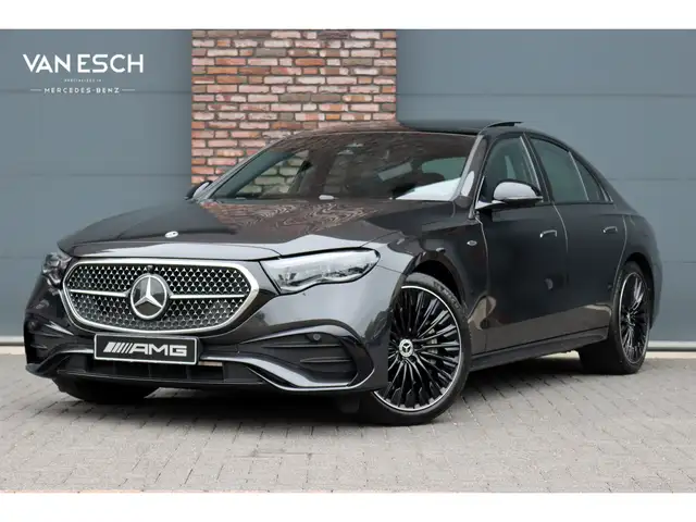 Mercedes-Benz E 400 e 4MATIC AMG Line | Hyperscreen | Luchtvering | Ac