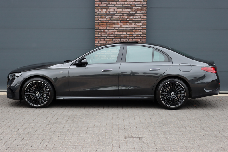 Mercedes-Benz E 400 e 4MATIC AMG Line | Hyperscreen | Luchtvering | Ac — photo 9