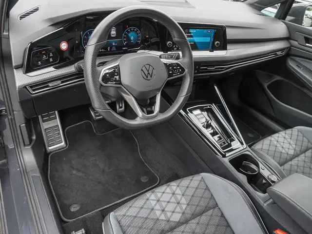 Volkswagen Golf view 9