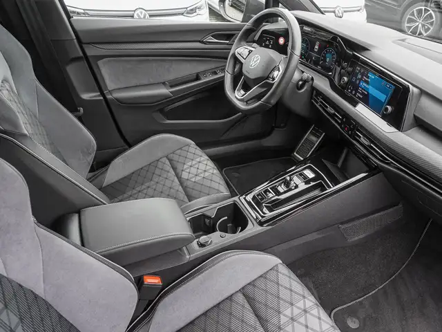 Volkswagen Golf view 8