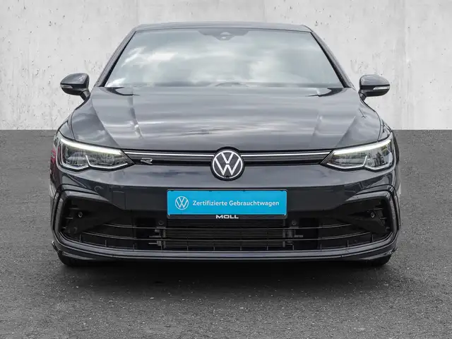 Volkswagen Golf view 3