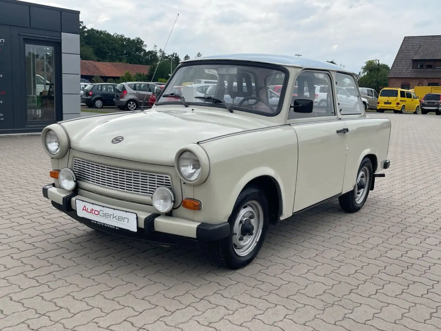 Trabant P601 S de Luxe 2.HAND TÜV NEU AHK Bej - 2