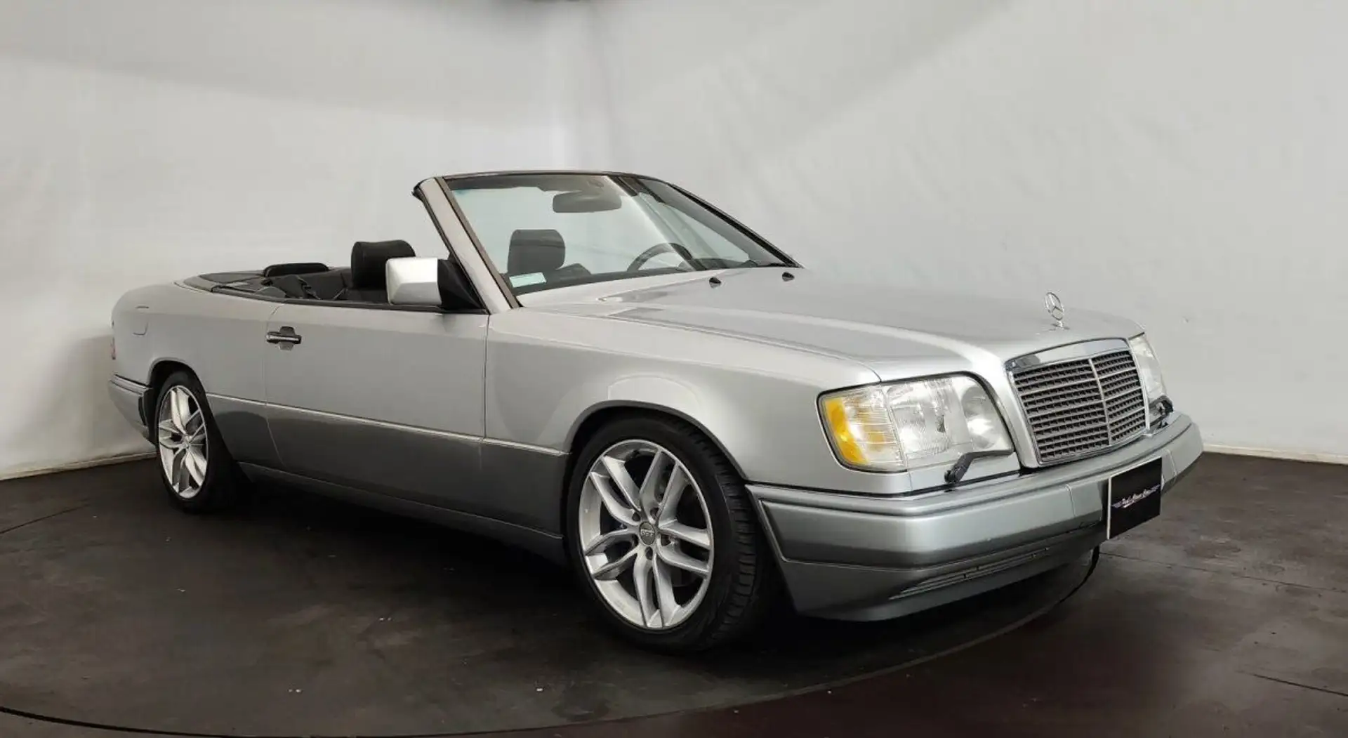Mercedes-Benz E 320 E320 cabriolet Gri - 1