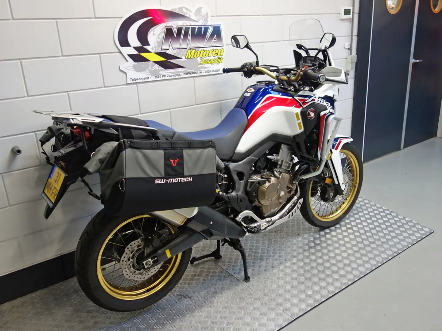 Honda CRF 1000 L AFRICA TWIN Wit - 2