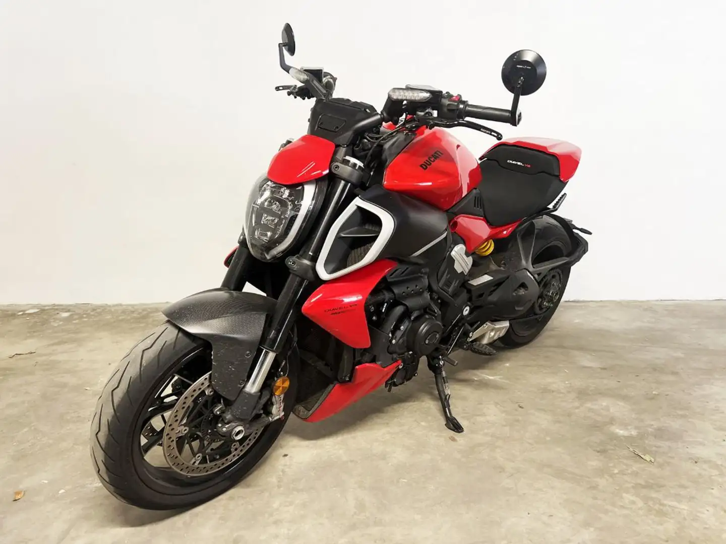 Ducati Diavel V4 Red Rot - 2