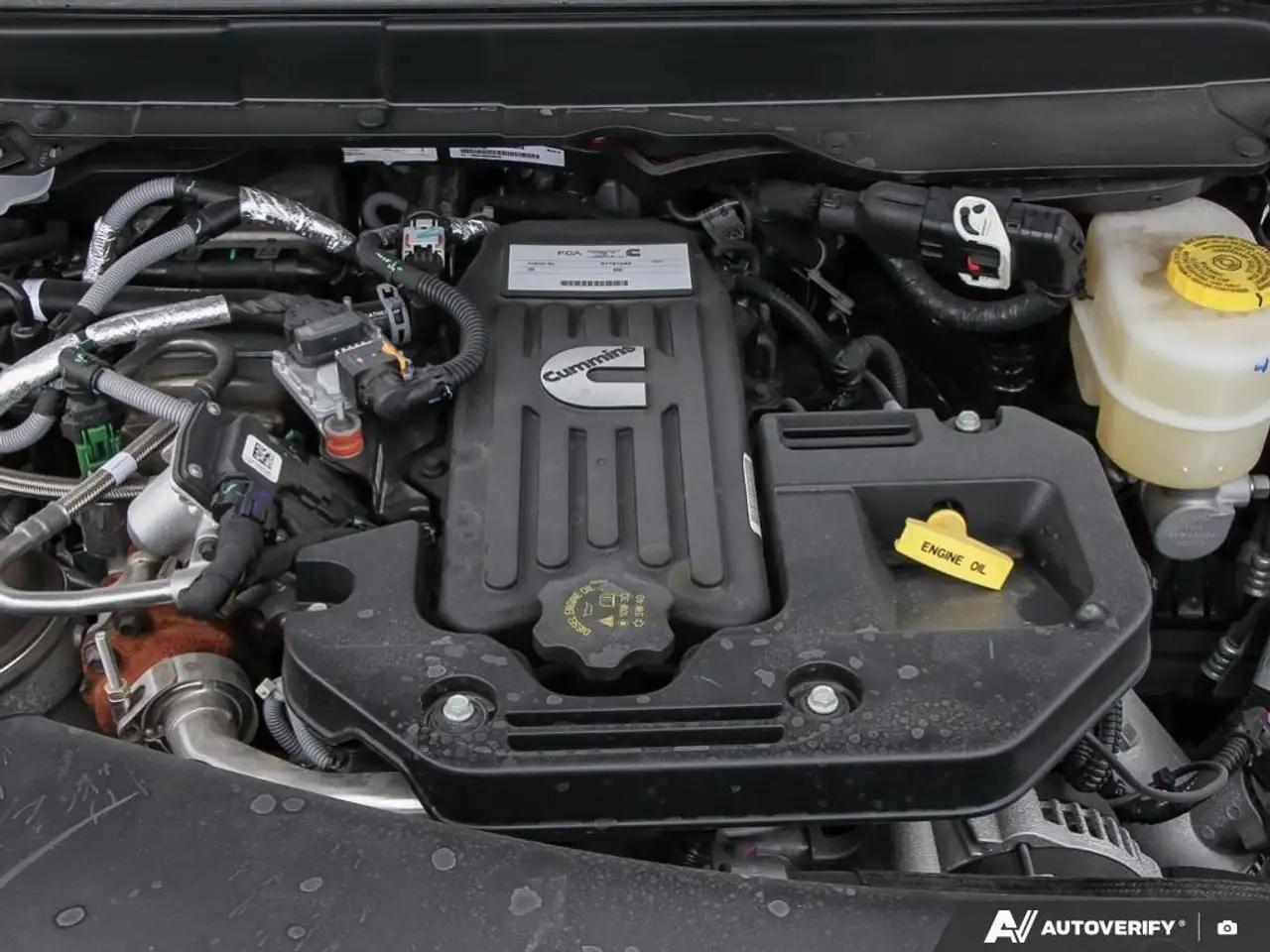 RAM 3500 снимка RAM 3500