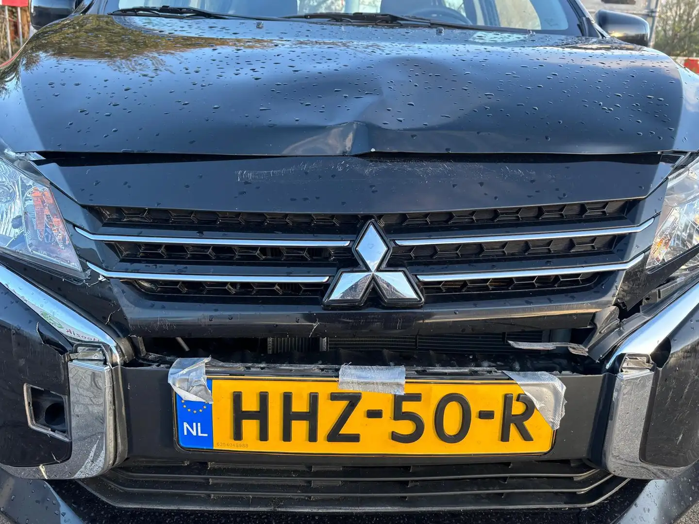 Mitsubishi Space Star 1.2 Entry SCHADE AUTO Nero - 2