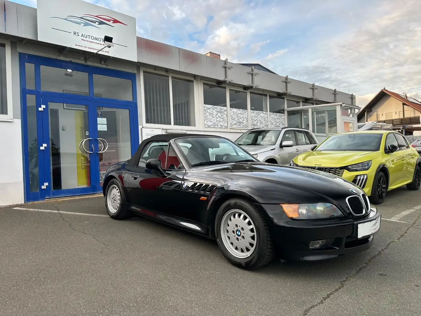 BMW Z3 1.8 Roadster*1.Hd*Leder*eFH*alle KD*Top* Zwart - 2