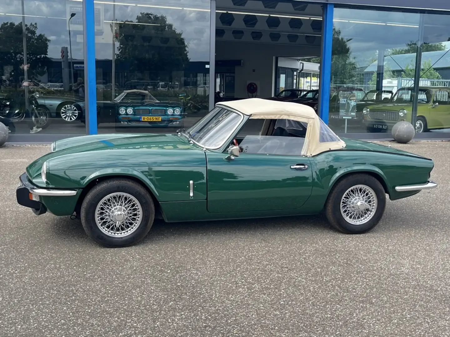 Triumph Spitfire 1500 Soft Top Groen - 2