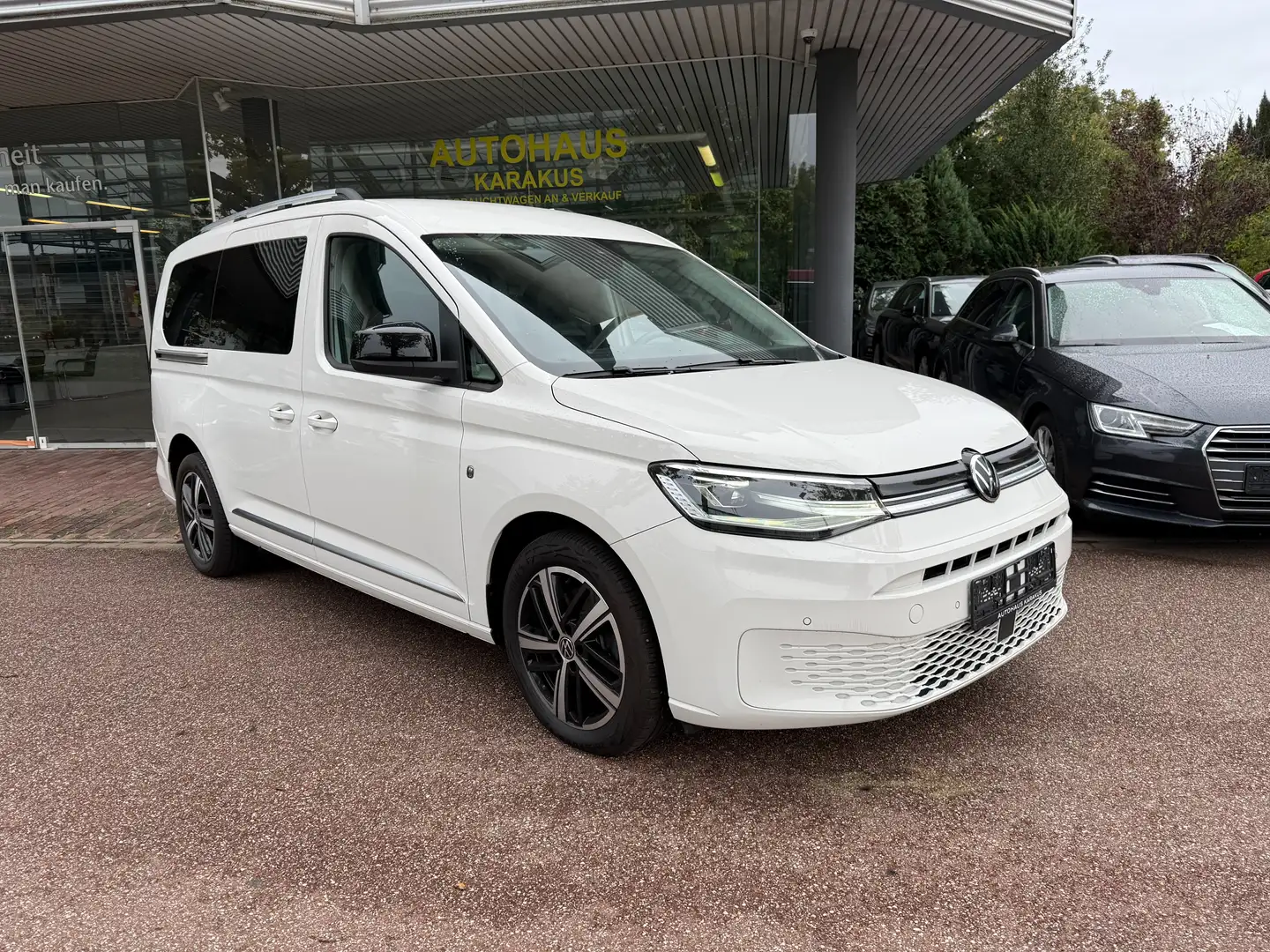 Volkswagen Caddy Maxi TDI DSG Style LED/Navi/Carplay/ACC/dig.Tacho Blanc - 1
