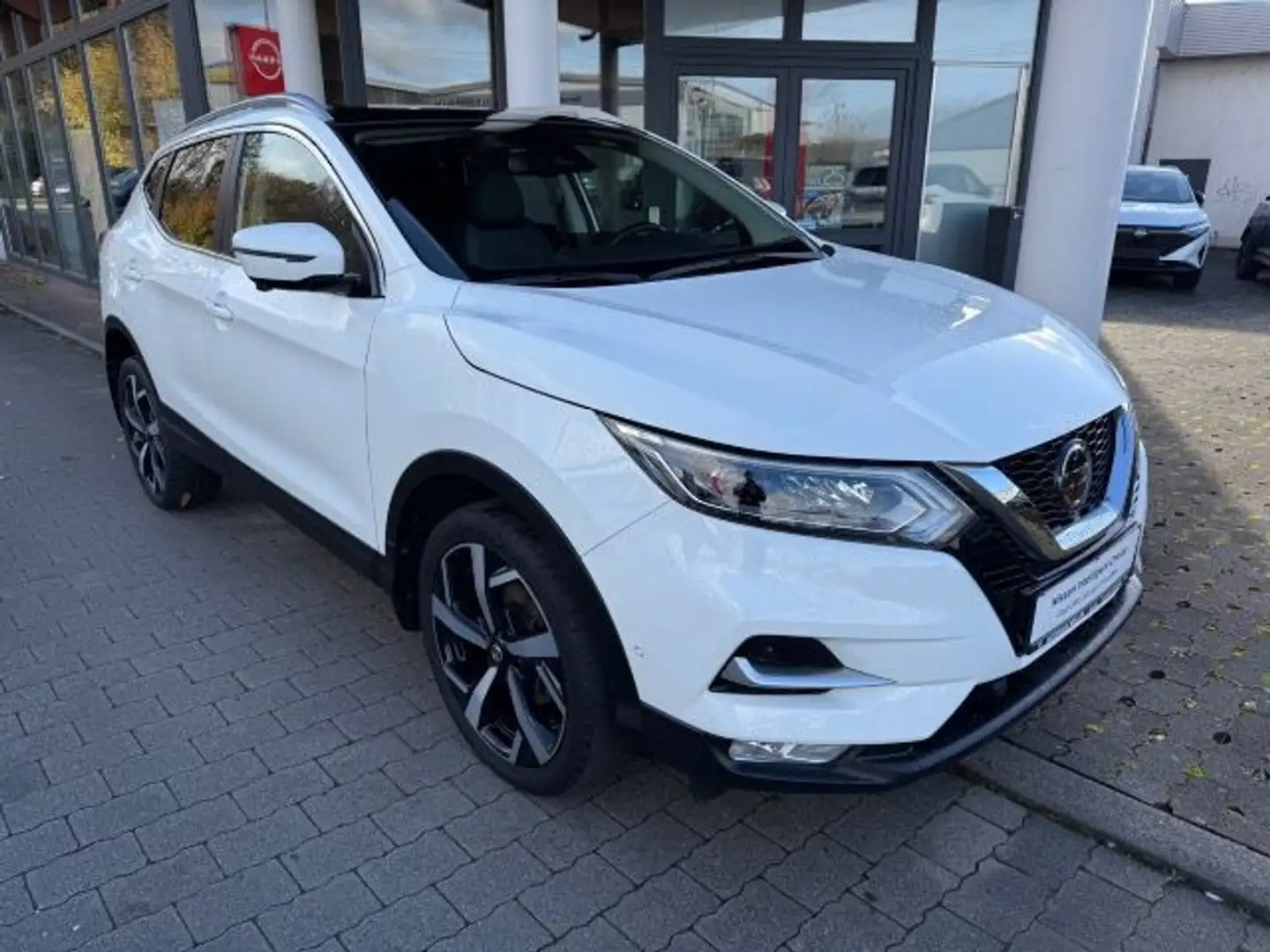 Nissan Qashqai QASHQAI 1.3DIG-T 160PS Tekna Bose BFS AHK Keyles Bianco - 1