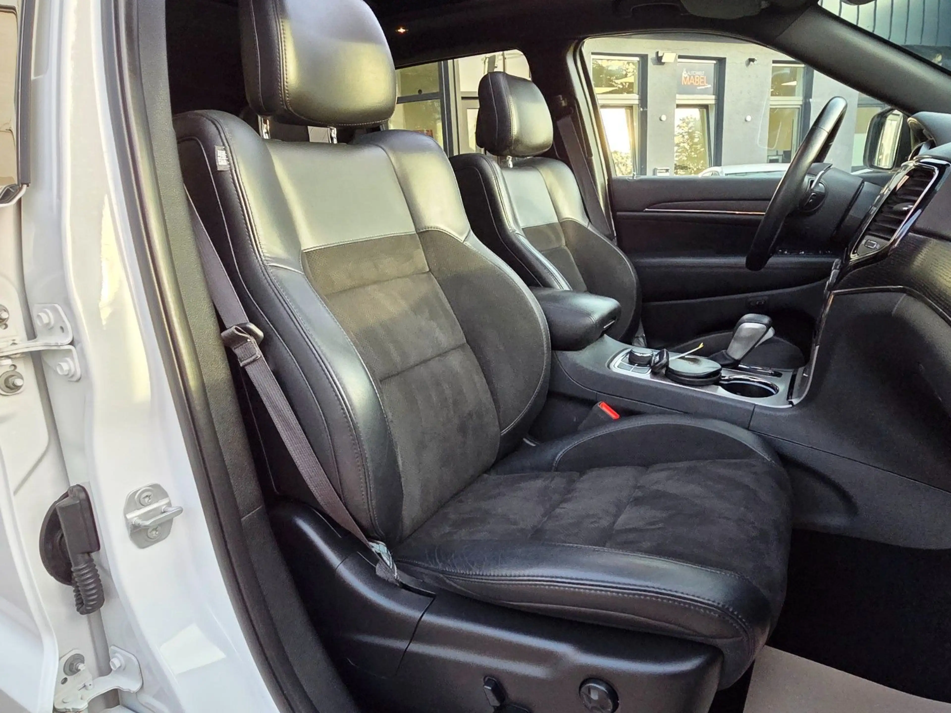 Jeep Grand Cherokee 3.0 CRD S +PANO+MEMORY+ — photo 8