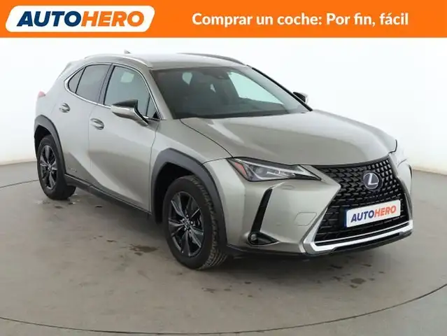 Lexus Ux view 8