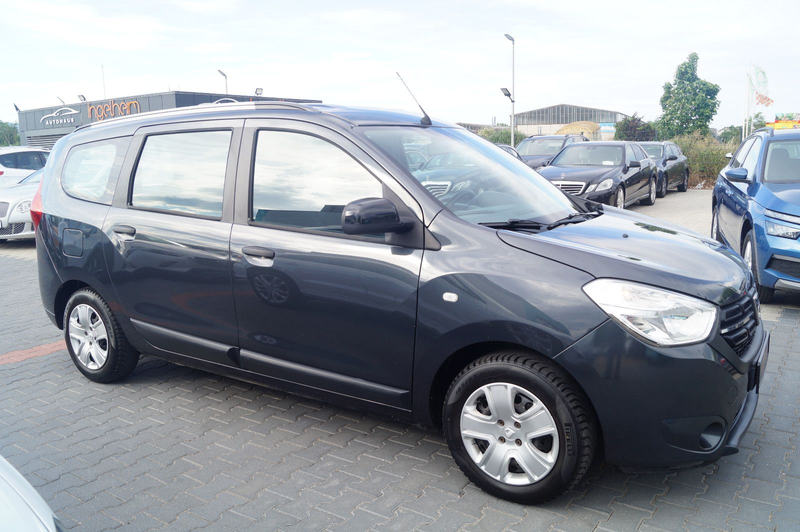 Dacia Lodgy Comfort Klima Tempomat SHZ AHK — photo 9