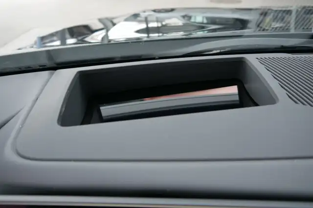 BMW 540 d xDrive *M-Paket Pro/AHK/B&W Sound/Pano/Innovationspaket/Sitzlüftung/Standhzg.* Ansicht 22