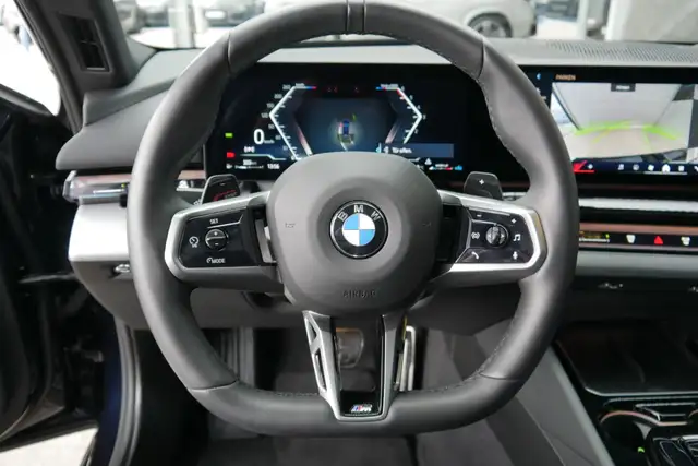 BMW 540 d xDrive *M-Paket Pro/AHK/B&W Sound/Pano/Innovationspaket/Sitzlüftung/Standhzg.* Ansicht 18