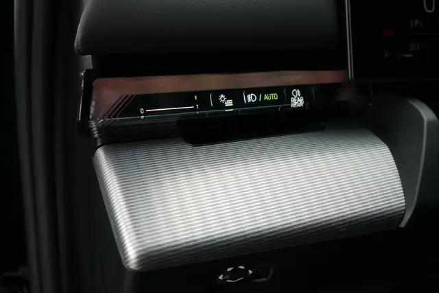 BMW 540 d xDrive *M-Paket Pro/AHK/B&W Sound/Pano/Innovationspaket/Sitzlüftung/Standhzg.* Ansicht 16