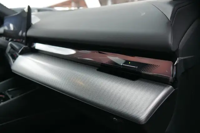 BMW 540 d xDrive *M-Paket Pro/AHK/B&W Sound/Pano/Innovationspaket/Sitzlüftung/Standhzg.* Ansicht 39