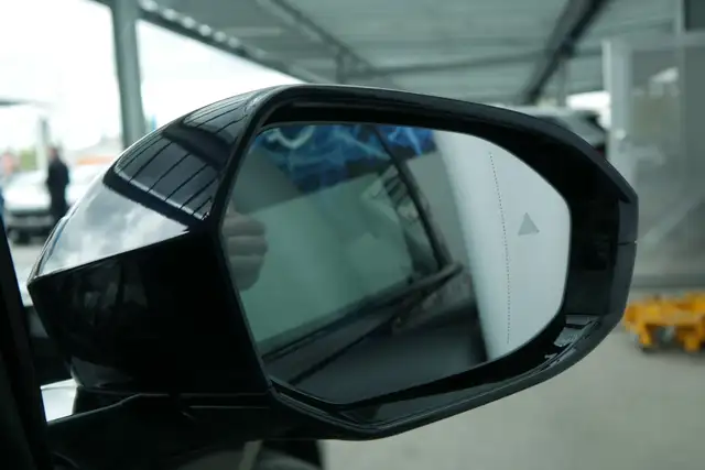 BMW 540 d xDrive *M-Paket Pro/AHK/B&W Sound/Pano/Innovationspaket/Sitzlüftung/Standhzg.* Ansicht 40