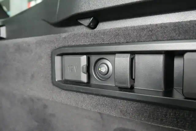 BMW 540 d xDrive *M-Paket Pro/AHK/B&W Sound/Pano/Innovationspaket/Sitzlüftung/Standhzg.* Ansicht 35