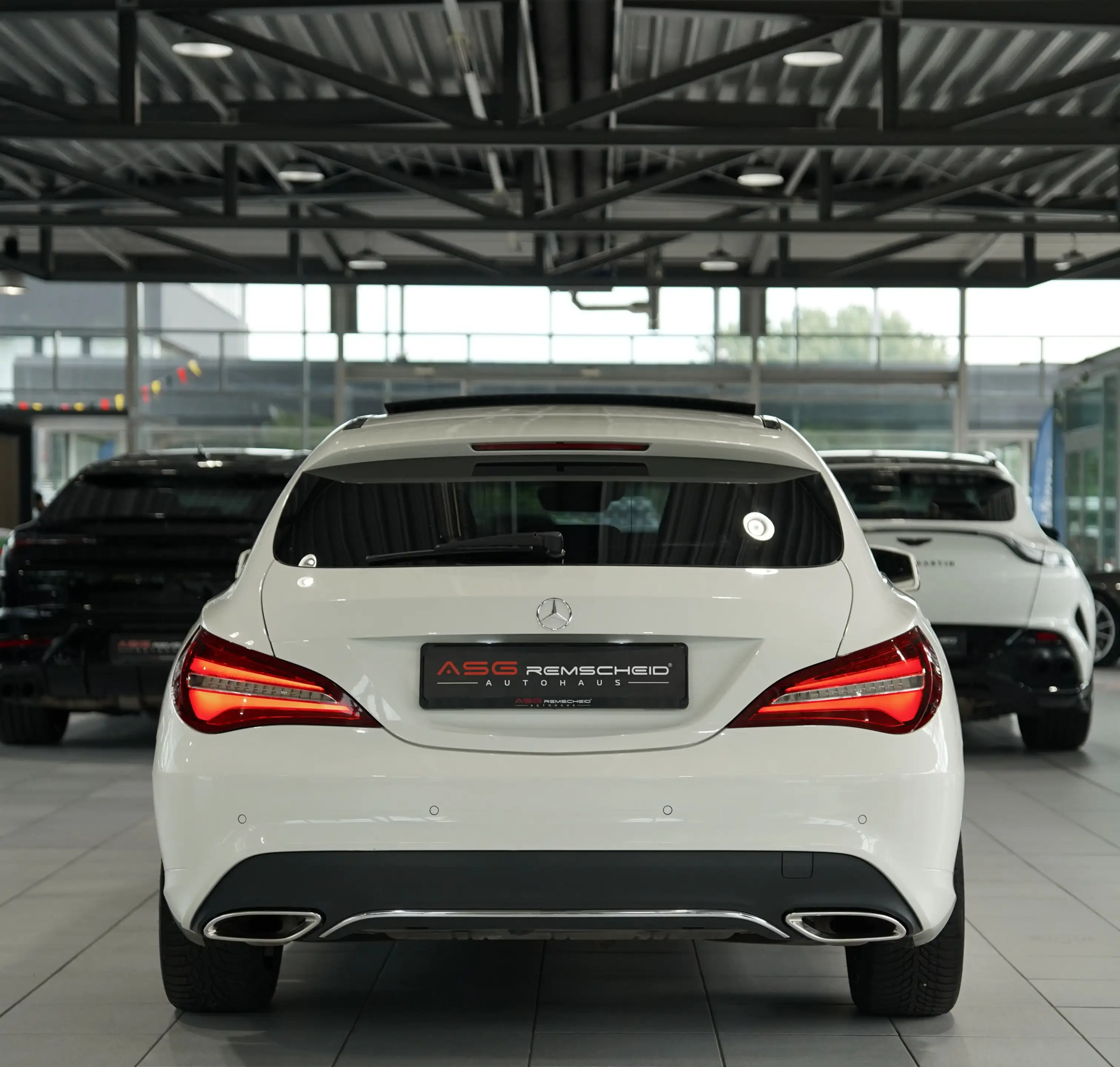 Mercedes-Benz CLA 220 4M Urban *18 *Pano*Navi — photo 8