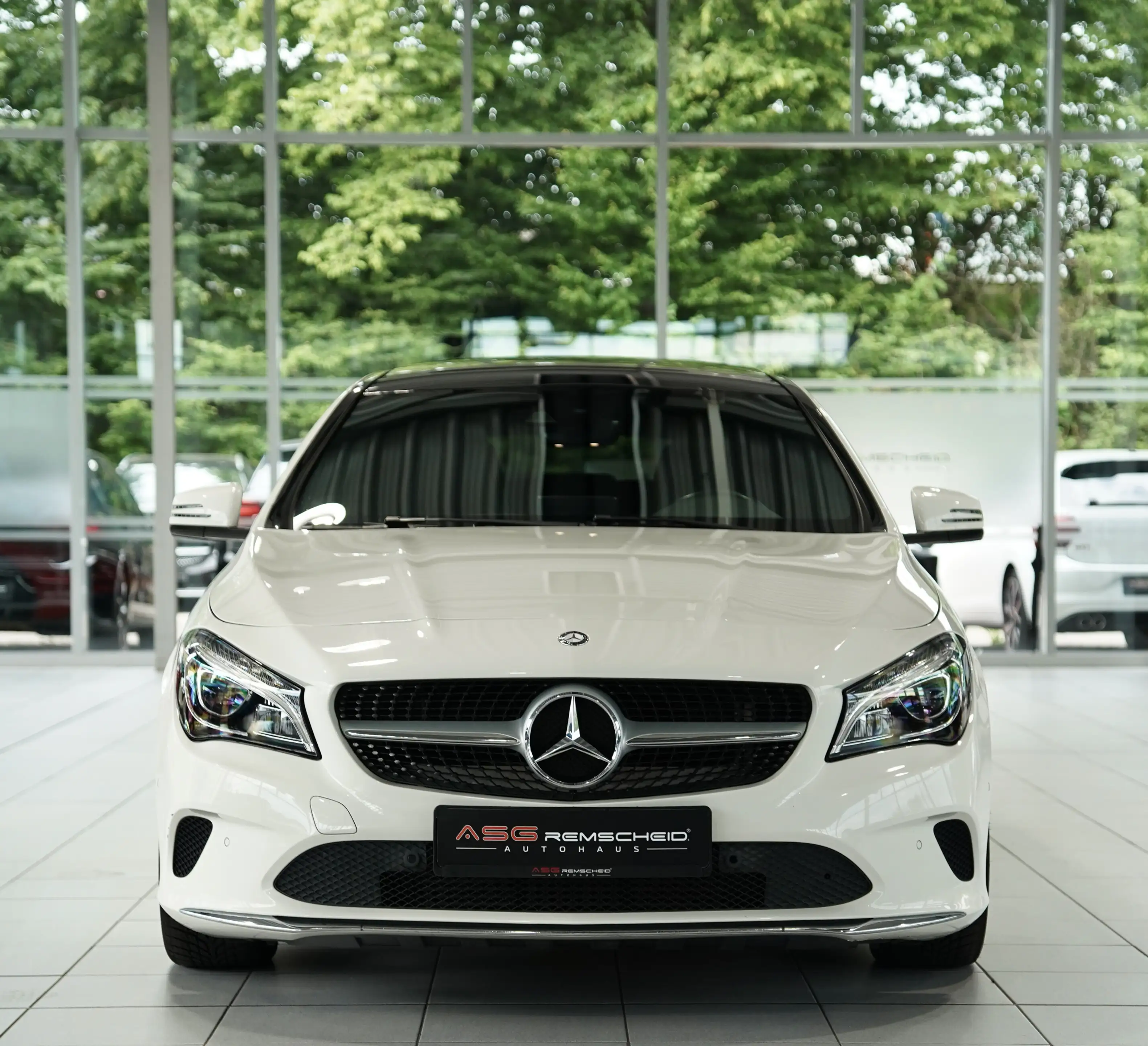 Mercedes-Benz CLA 220 4M Urban *18 *Pano*Navi — photo 4