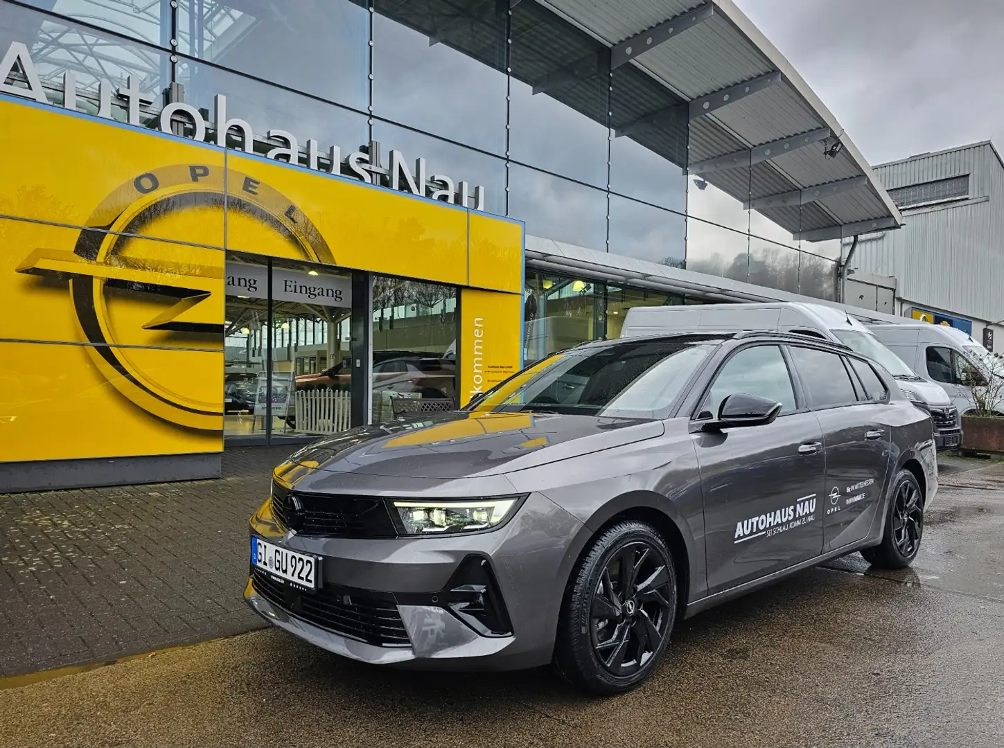 Opel Astra ST Ultimate 1.2 mit Anhängerkupplung! Gris - 2