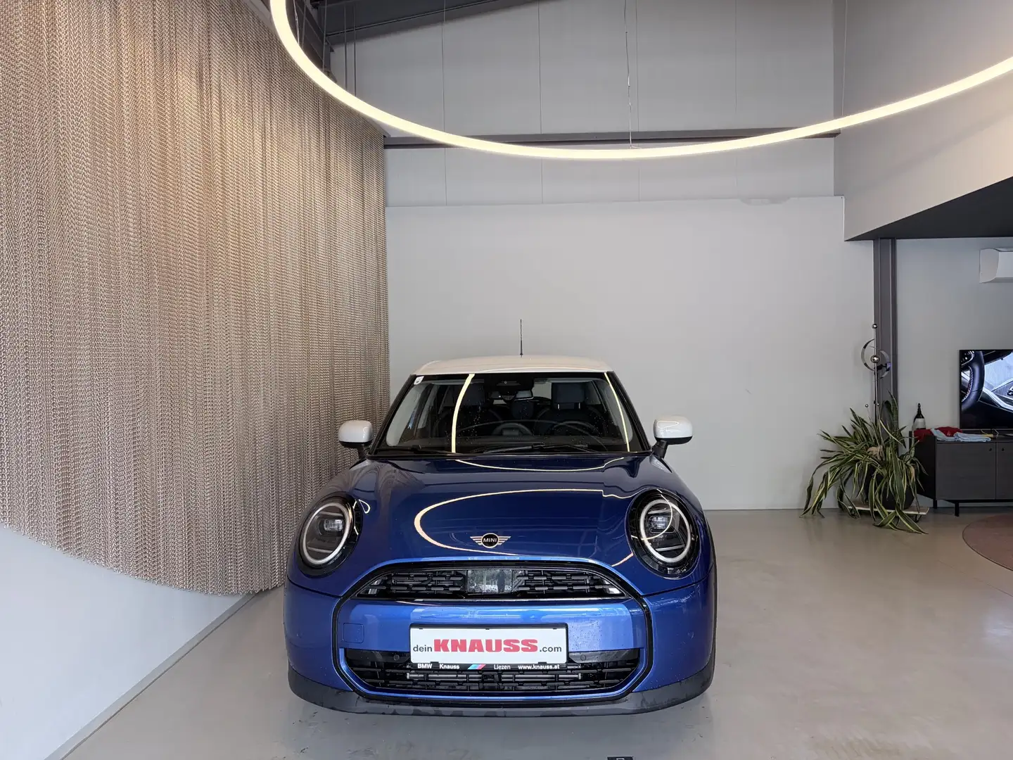 MINI Cooper C Blau - 2