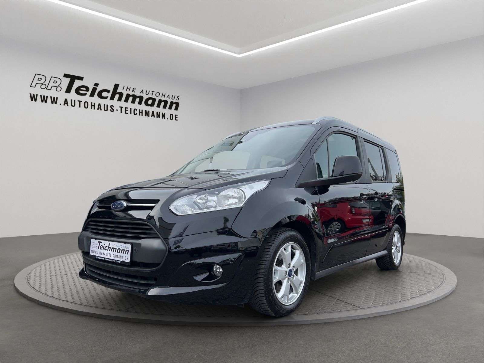 2018 Ford Tourneo