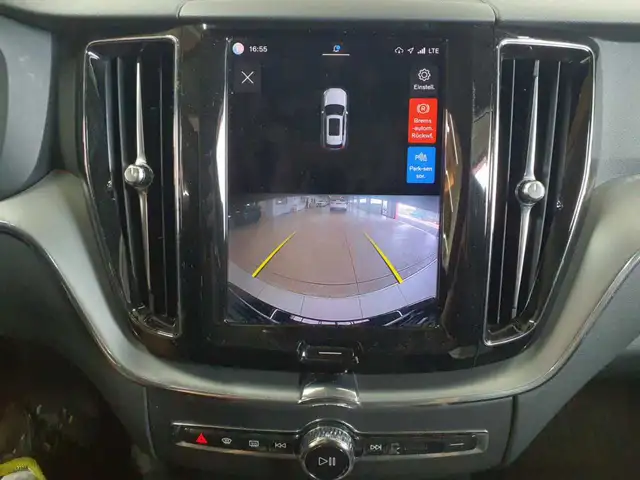 Volvo XC60 view 16