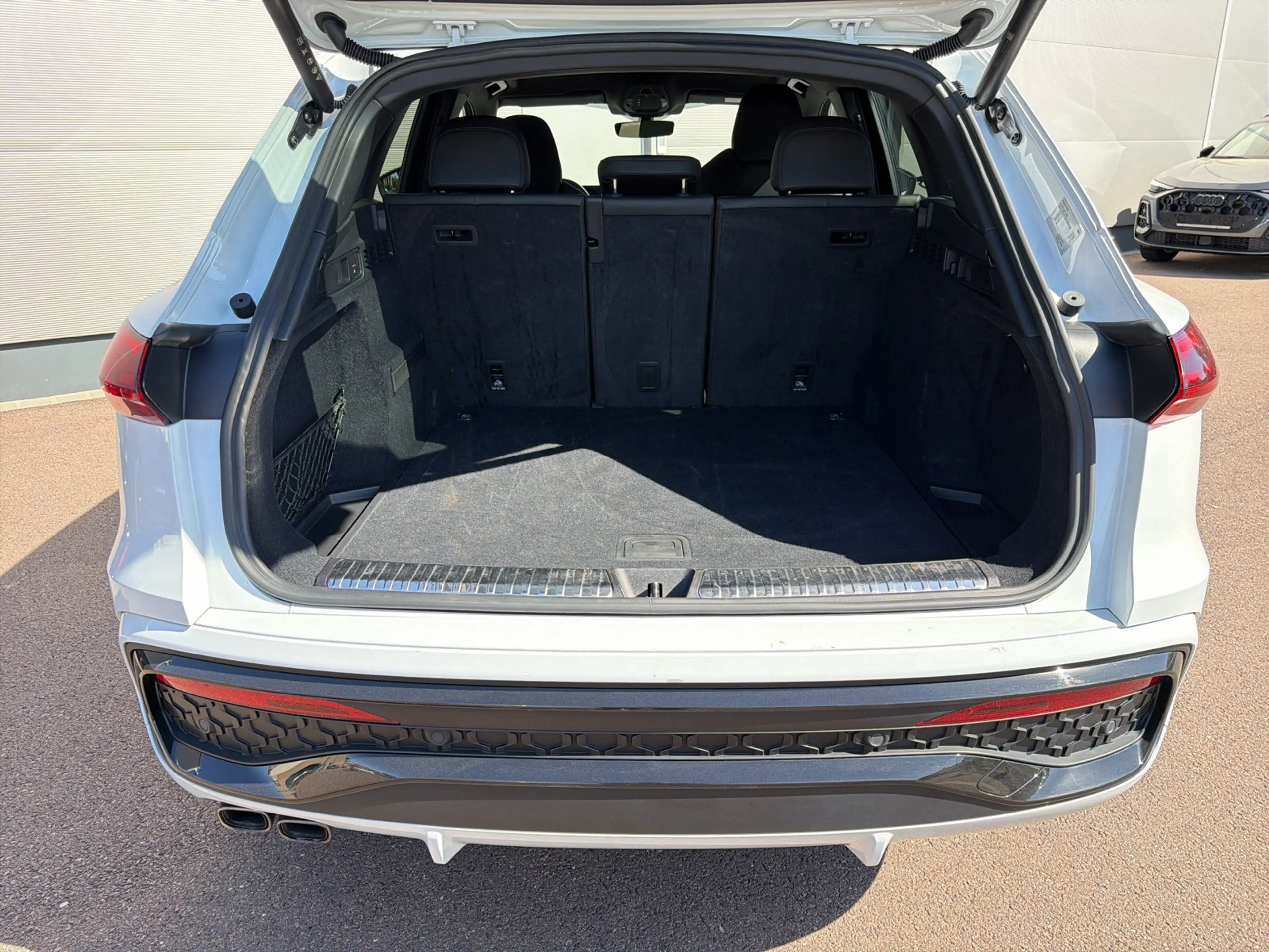 Audi Q5 SUV TDI qu S line MATRIX 360° BEIFAHRERDISPLAY — photo 8