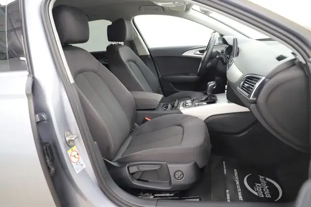 Audi A6 view 10